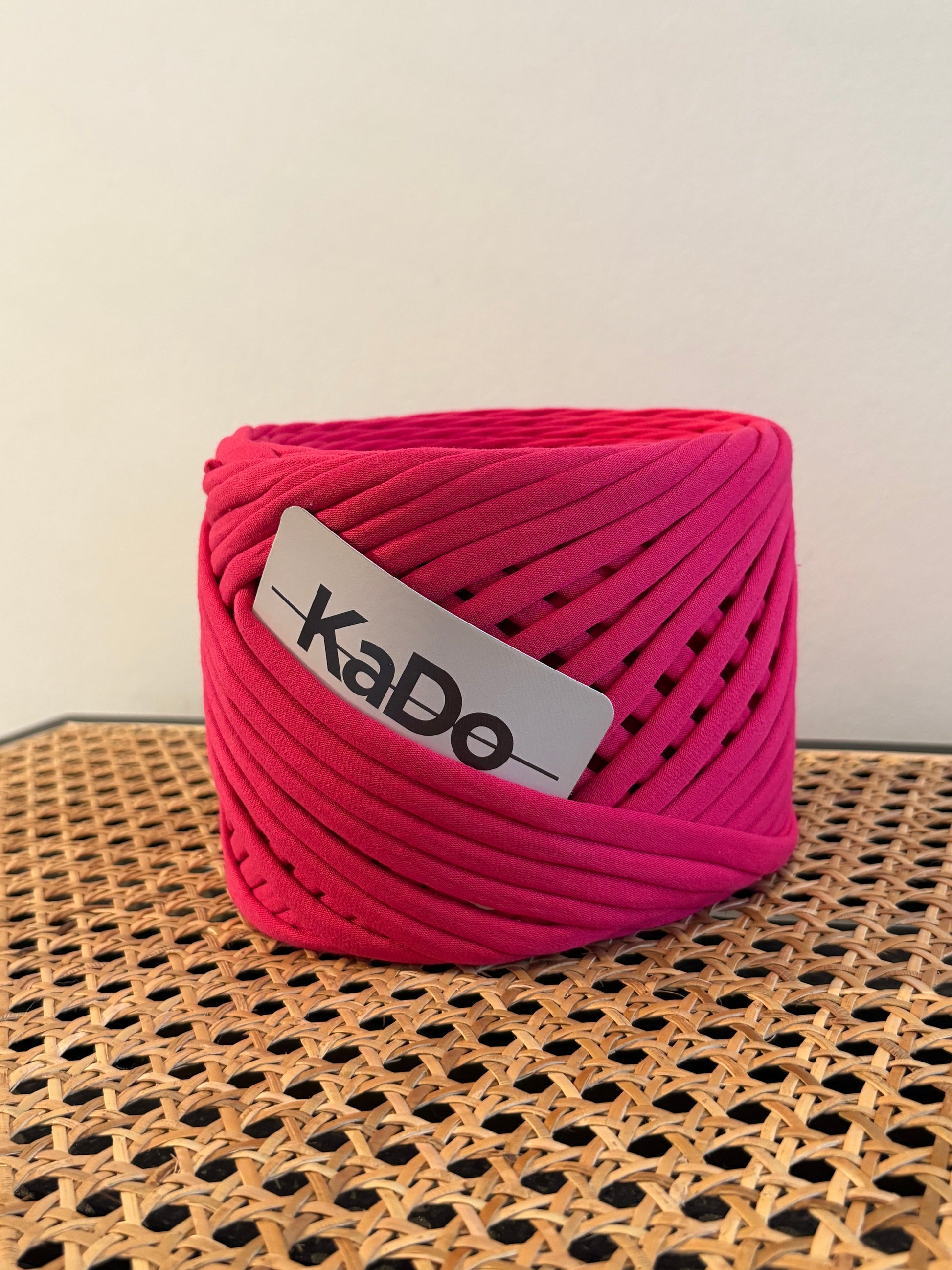 Cotton T-Shirt Yarn: Hot Pink